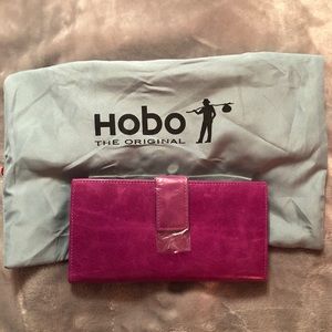HOBO Fuscia Wallet w/Kiss Lock